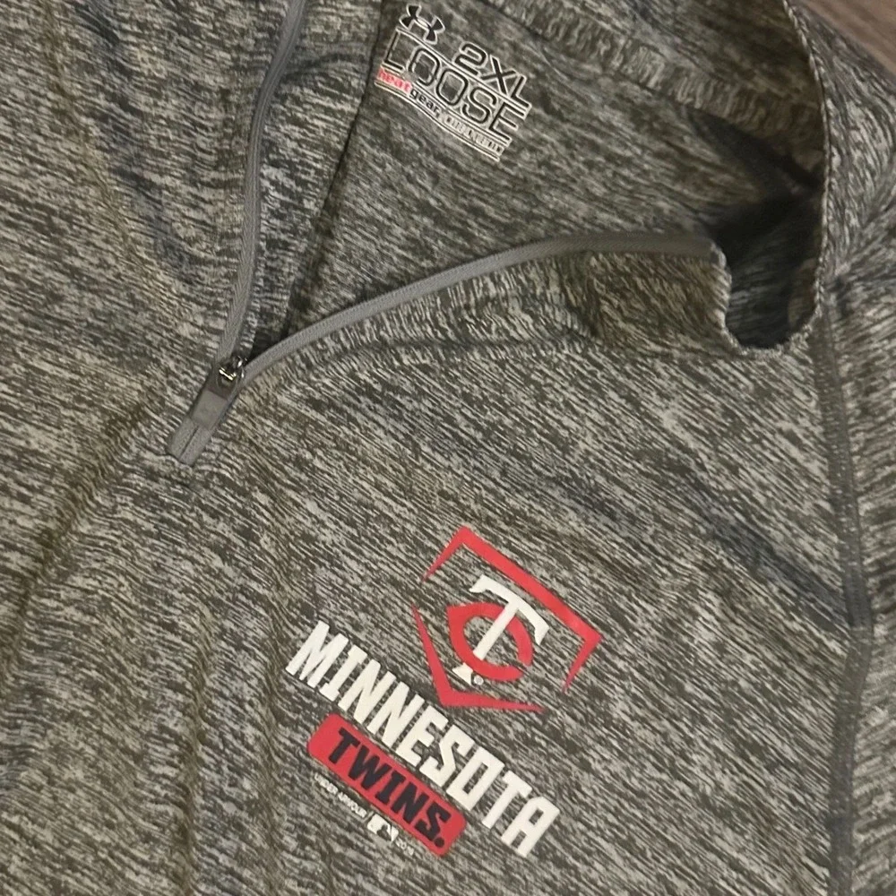 Under Armour Minnesota Twins MLB Mens 2XL Loose HeatGear Quarter Zip Pullover